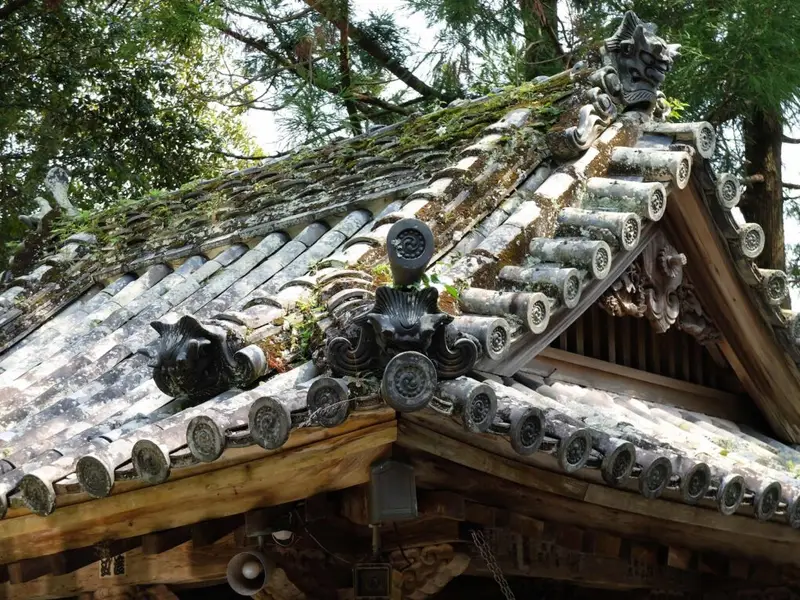 roof-detail-2019-shikoku-japan-life-with-ruth-and-gord